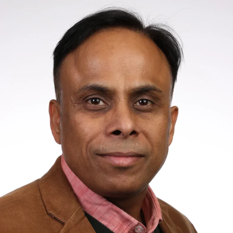 Portrait of Dr Manish Gupta, Director and Consultant Radiologist at Elixier Diagnostics
